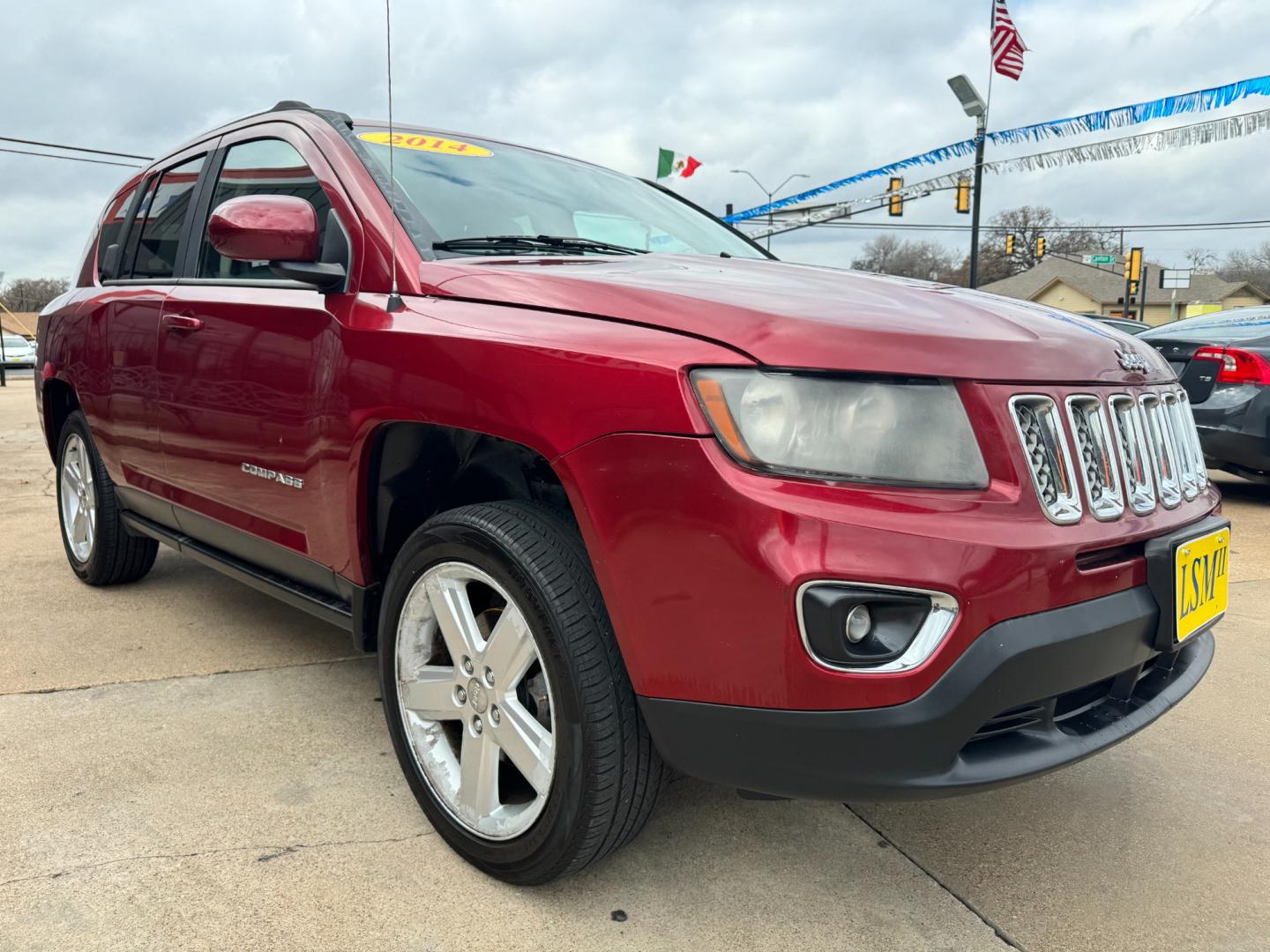 2014 RED /Black JEEP COMPASS LATITUDE Latitude 4dr SUV (1C4NJCEA3ED) with an 2.0L I4 engine, CVT transmission, located at 5900 E. Lancaster Ave., Fort Worth, TX, 76112, (817) 457-5456, 0.000000, 0.000000 - This is a 2014 JEEP COMPASS Latitude 4 DR SUV that is in excellent condition. The interior is clean with no rips or tears or stains. All power windows, door locks and seats. Ice cold AC for those hot Texas summer days. It is equipped with an AM/FM radio, AUX port, Bluetooth connectivity and Sirius X - Photo#2